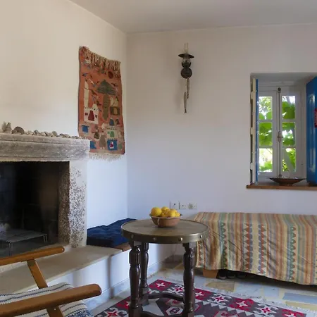 Phlea Farm Apartment Alinda (Leros)