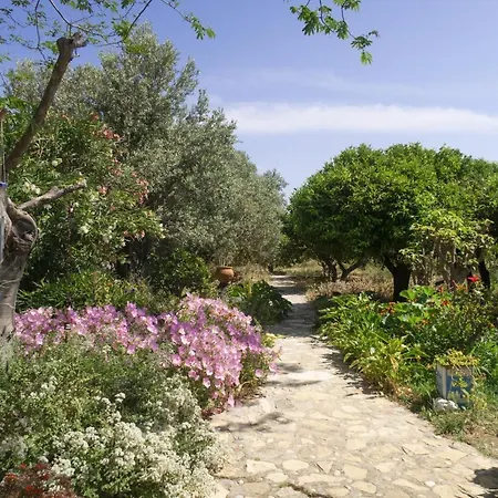 Phlea Farm * Alinda (Leros)